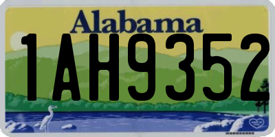 AL license plate 1AH9352