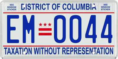 DC license plate EM0044