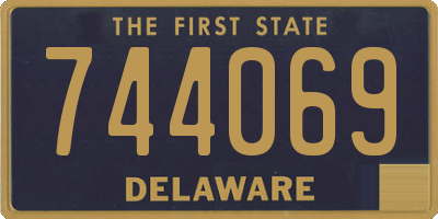 DE license plate 744069