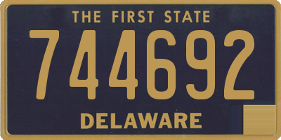 DE license plate 744692