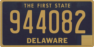 DE license plate 944082
