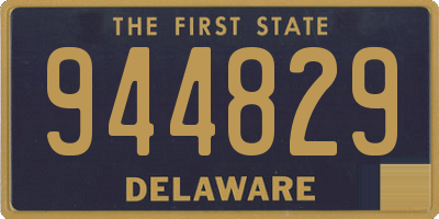 DE license plate 944829
