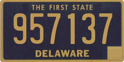 DE license plate 957137