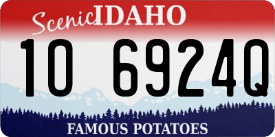 ID license plate 1O6924Q