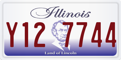IL license plate Y127744