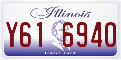 IL license plate Y616940
