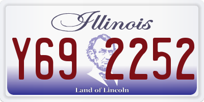 IL license plate Y692252