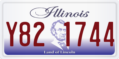 IL license plate Y821744