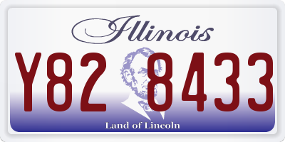 IL license plate Y828433