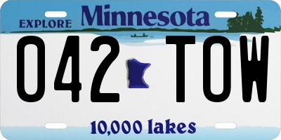 MN license plate 042TOW
