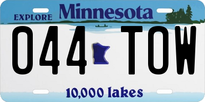 MN license plate 044TOW