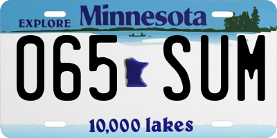 MN license plate 065SUM