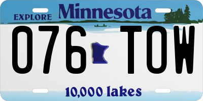 MN license plate 076TOW