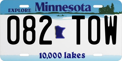 MN license plate 082TOW