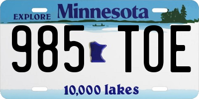 MN license plate 985TOE