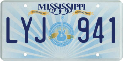 MS license plate LYJ941