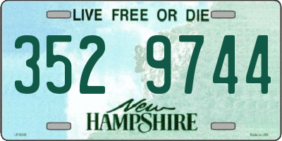 NH license plate 3529744
