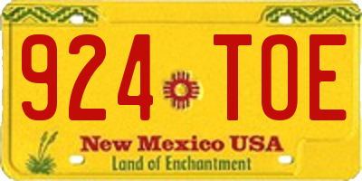 NM license plate 924TOE