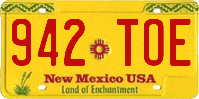 NM license plate 942TOE