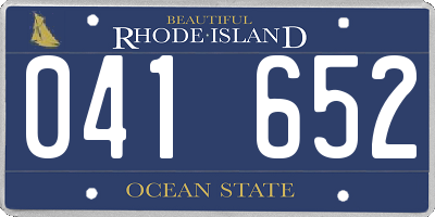RI license plate 041652