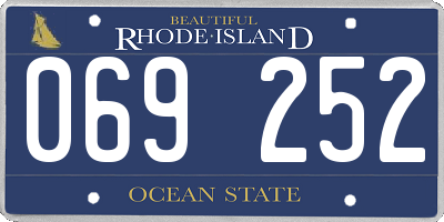 RI license plate 069252