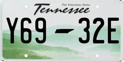 TN license plate Y6932E