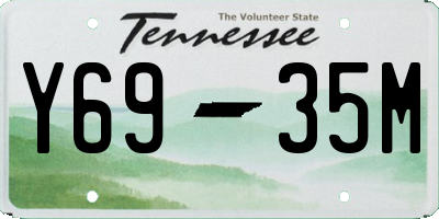 TN license plate Y6935M