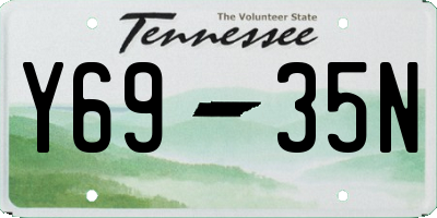 TN license plate Y6935N